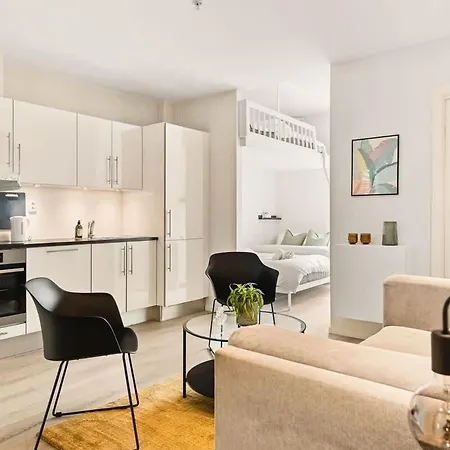 Apartment Dinbnb L Historical Building I 100m To Museum Bergen