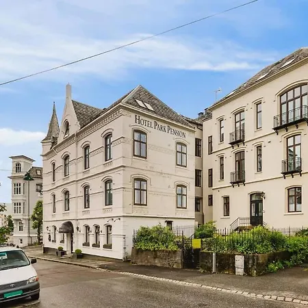 Dinbnb L Historical Building I 100m To Museum Apartment