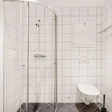 Dinbnb L Historical Building I 100m To Museum Apartamento Bergen